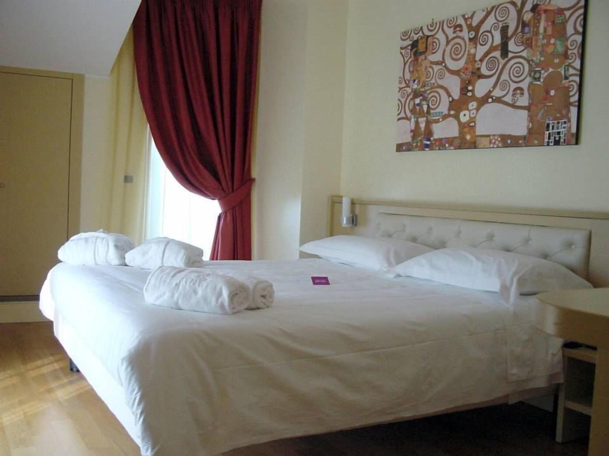 Relais Sans Soucis & Spa รอนชิโญเน ภายนอก รูปภาพ