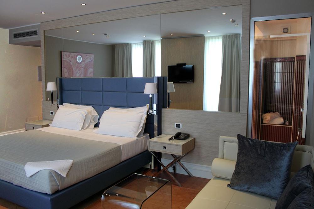 Relais Sans Soucis & Spa รอนชิโญเน ภายนอก รูปภาพ