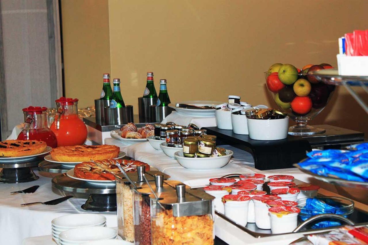 Relais Sans Soucis & Spa รอนชิโญเน ภายนอก รูปภาพ